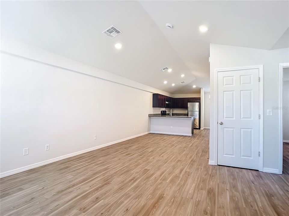 For Sale: $422,400 (4 beds, 0 baths, 2104 Square Feet)