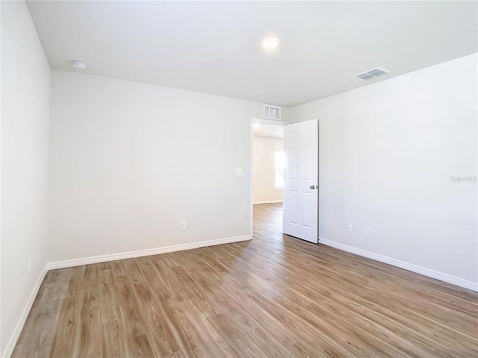 For Sale: $422,400 (4 beds, 0 baths, 2104 Square Feet)