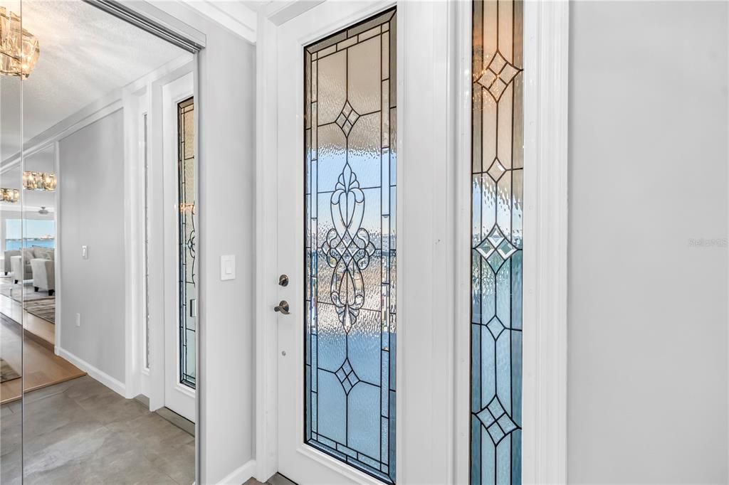 Activo con contrato: $749,000 (2 camas, 2 baños, 2210 Pies cuadrados)