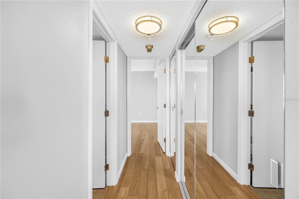 Activo con contrato: $749,000 (2 camas, 2 baños, 2210 Pies cuadrados)