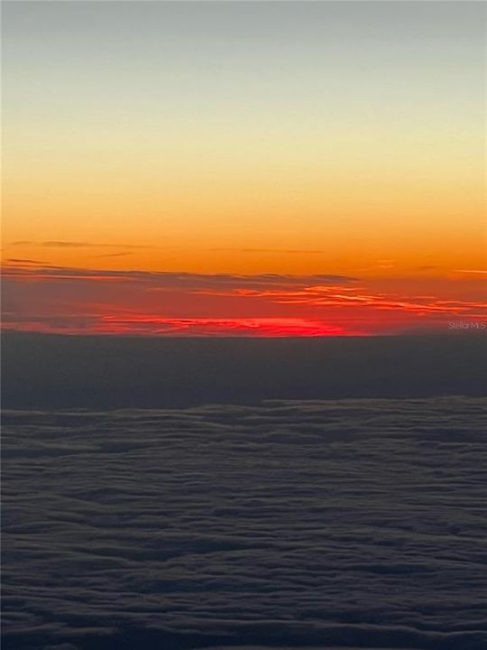 Activo con contrato: $749,000 (2 camas, 2 baños, 2210 Pies cuadrados)