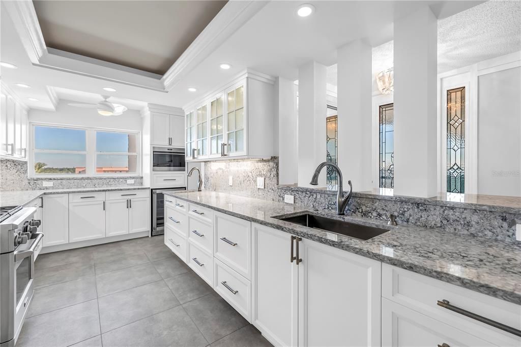 Activo con contrato: $749,000 (2 camas, 2 baños, 2210 Pies cuadrados)