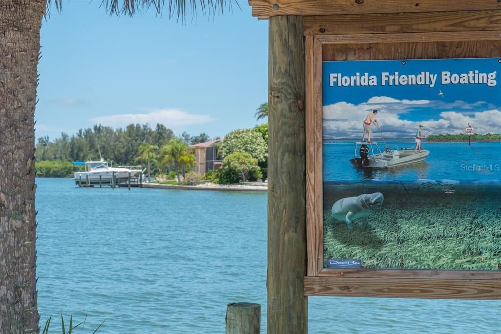 待售: $975,000 (3 贝兹, 2 浴室, 1159 平方英尺)