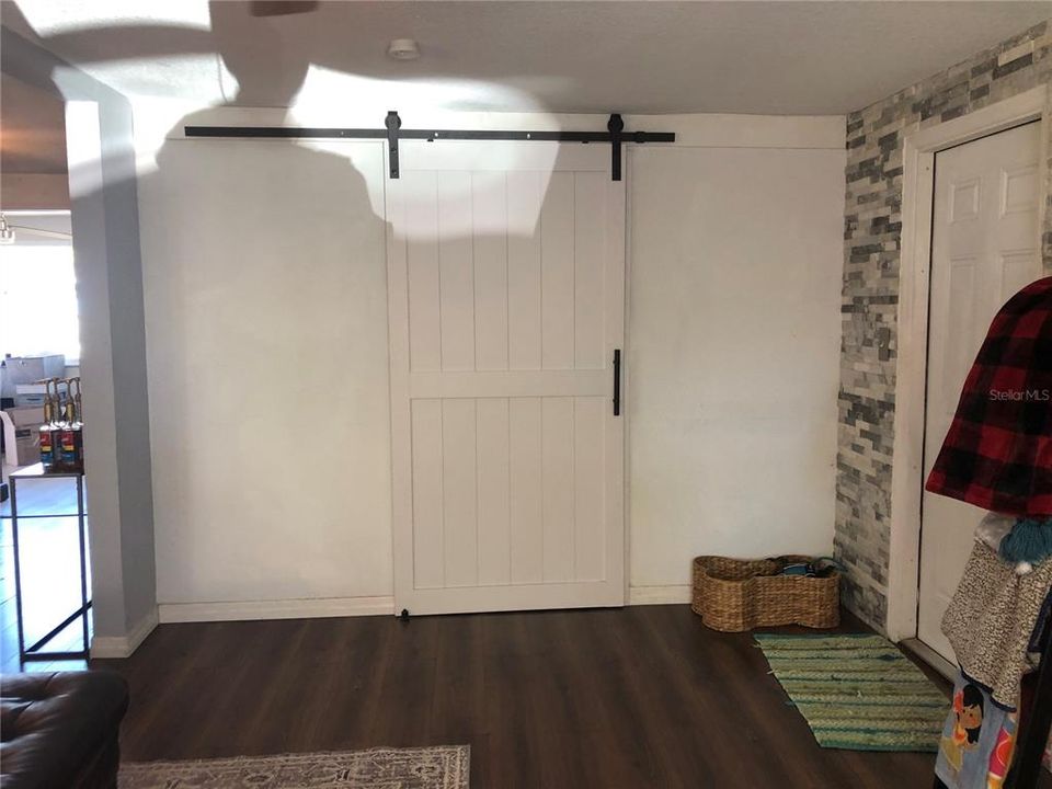 В аренду: $1,750 (3 спален, 1 ванн, 1260 Квадратных фут)