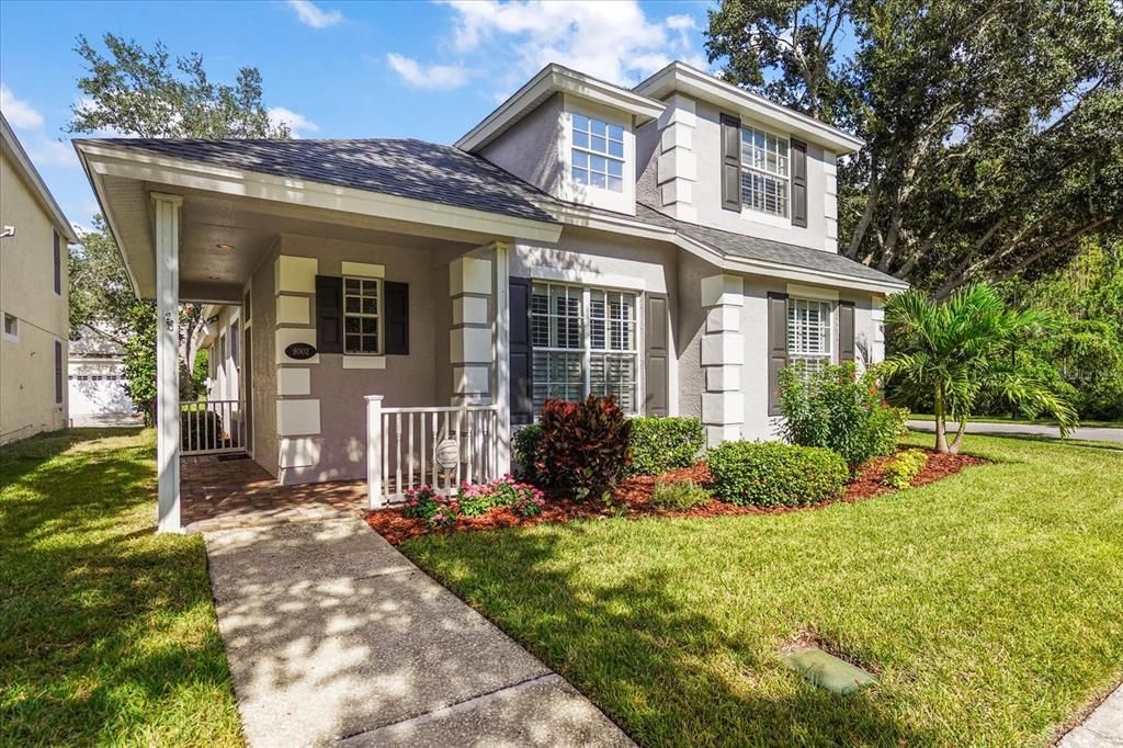 Recently Sold: $550,000 (3 beds, 2 baths, 1989 Square Feet)