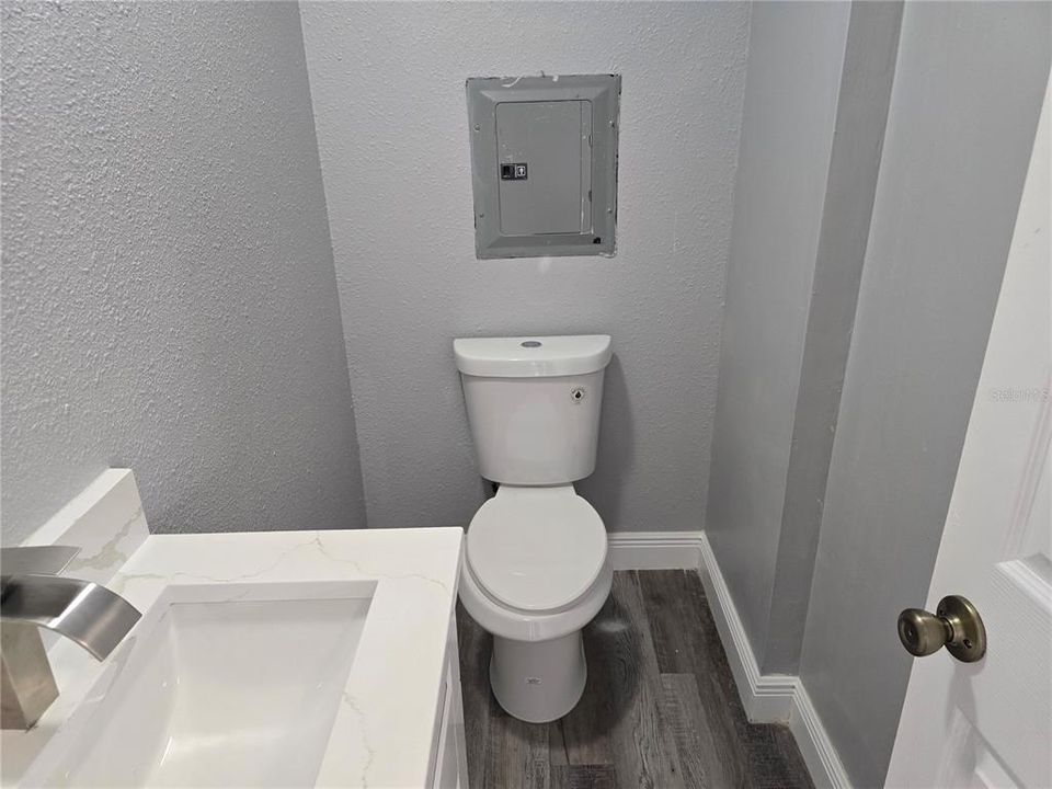 На продажу: $21,000 (0 спален, 0 ванн, 1120 Квадратных фут)