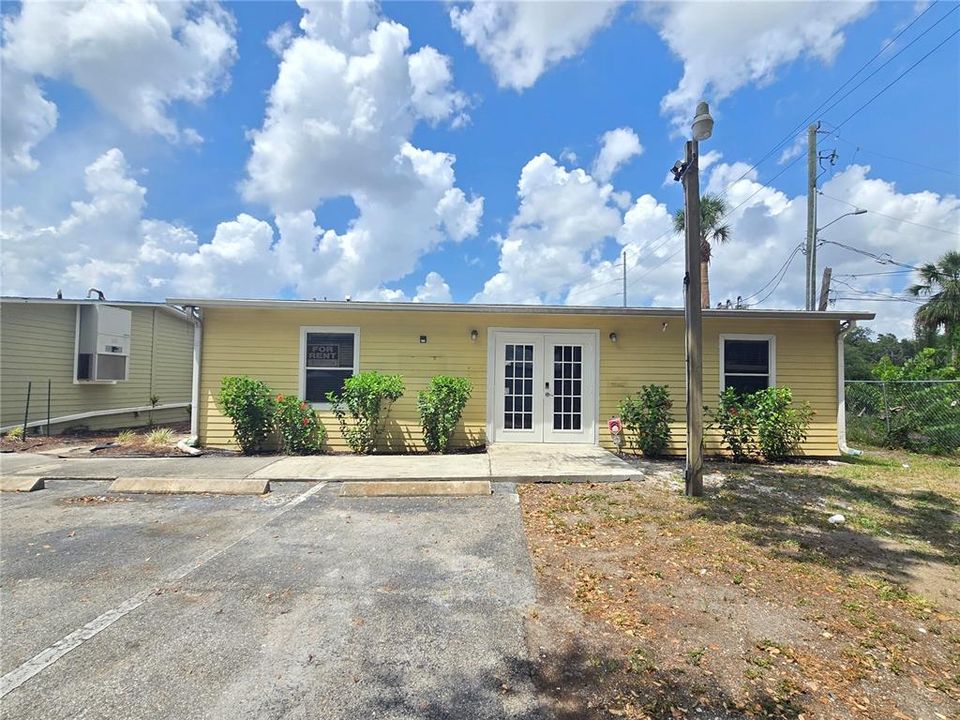 На продажу: $21,000 (0 спален, 0 ванн, 1120 Квадратных фут)