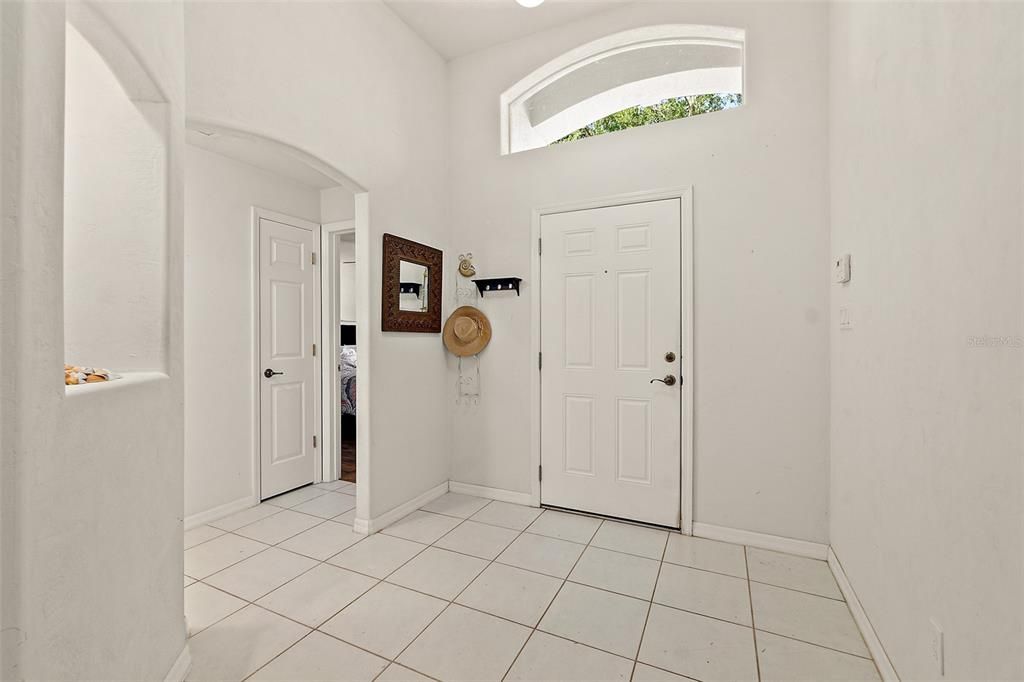 待售: $349,900 (3 贝兹, 2 浴室, 2196 平方英尺)