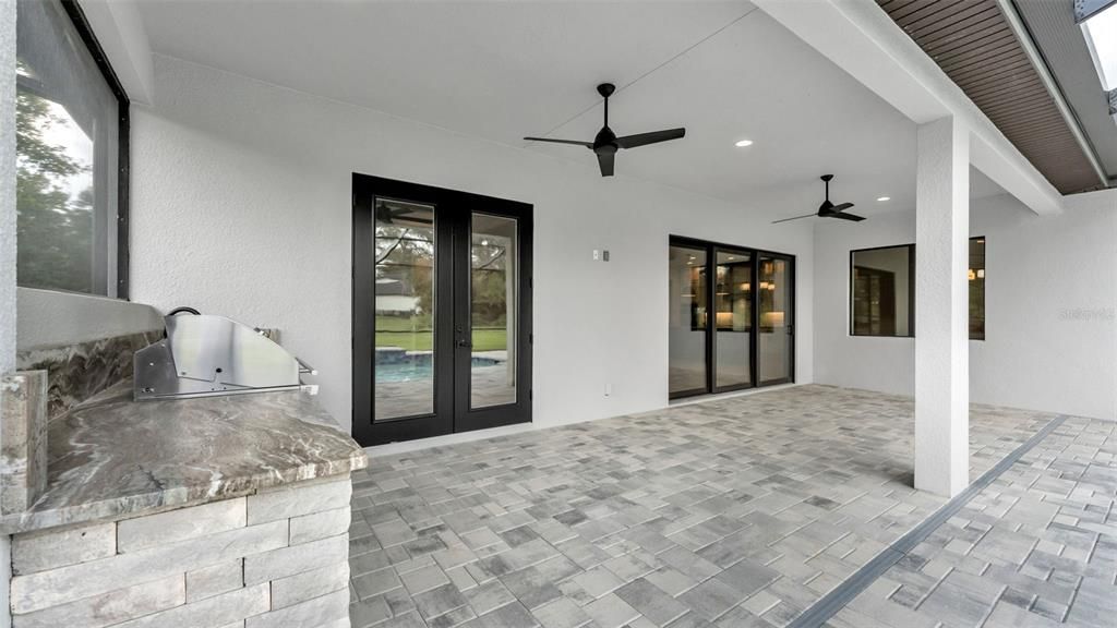 For Sale: $1,140,000 (4 beds, 3 baths, 3008 Square Feet)