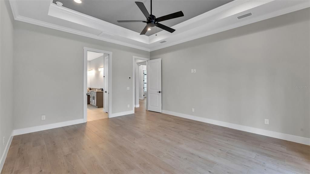 For Sale: $1,140,000 (4 beds, 3 baths, 3008 Square Feet)