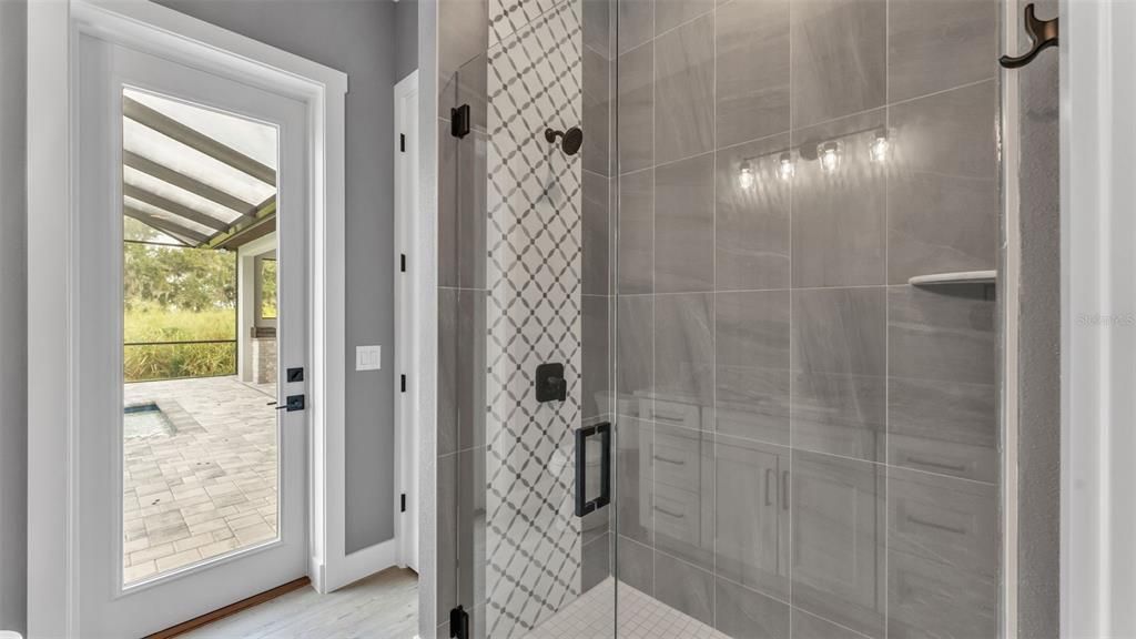 For Sale: $1,140,000 (4 beds, 3 baths, 3008 Square Feet)