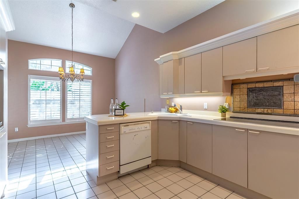 Active With Contract: $625,000 (3 beds, 2 baths, 2015 Square Feet)