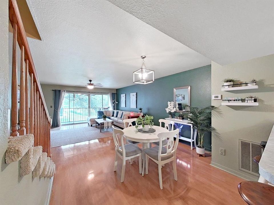 На продажу: $445,900 (4 спален, 3 ванн, 1749 Квадратных фут)