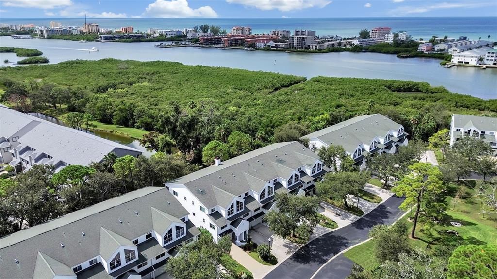 На продажу: $445,900 (4 спален, 3 ванн, 1749 Квадратных фут)