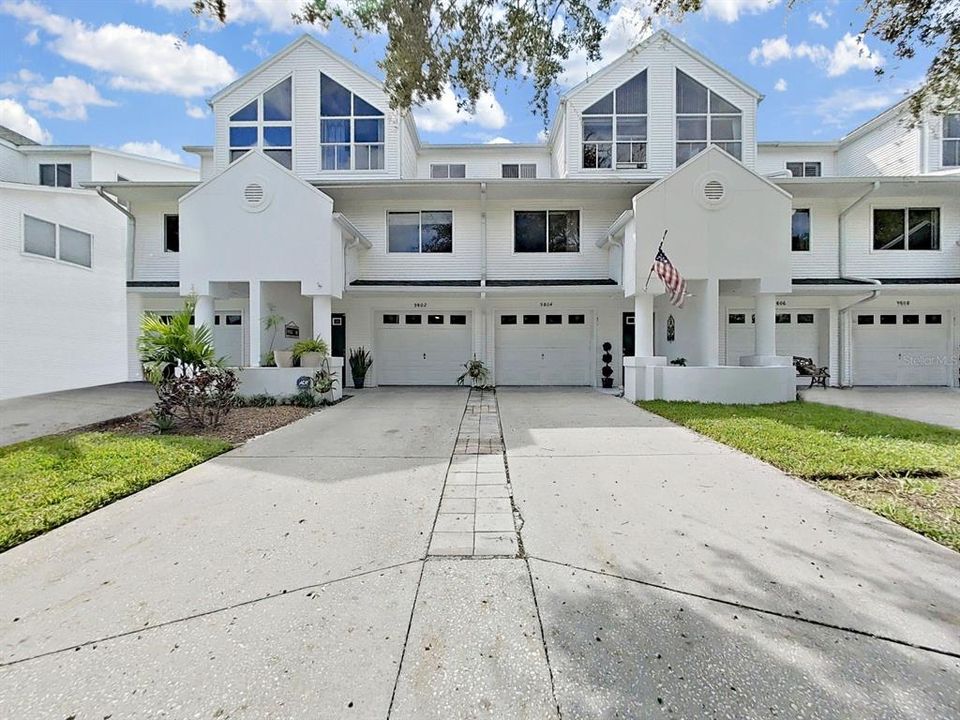 На продажу: $445,900 (4 спален, 3 ванн, 1749 Квадратных фут)