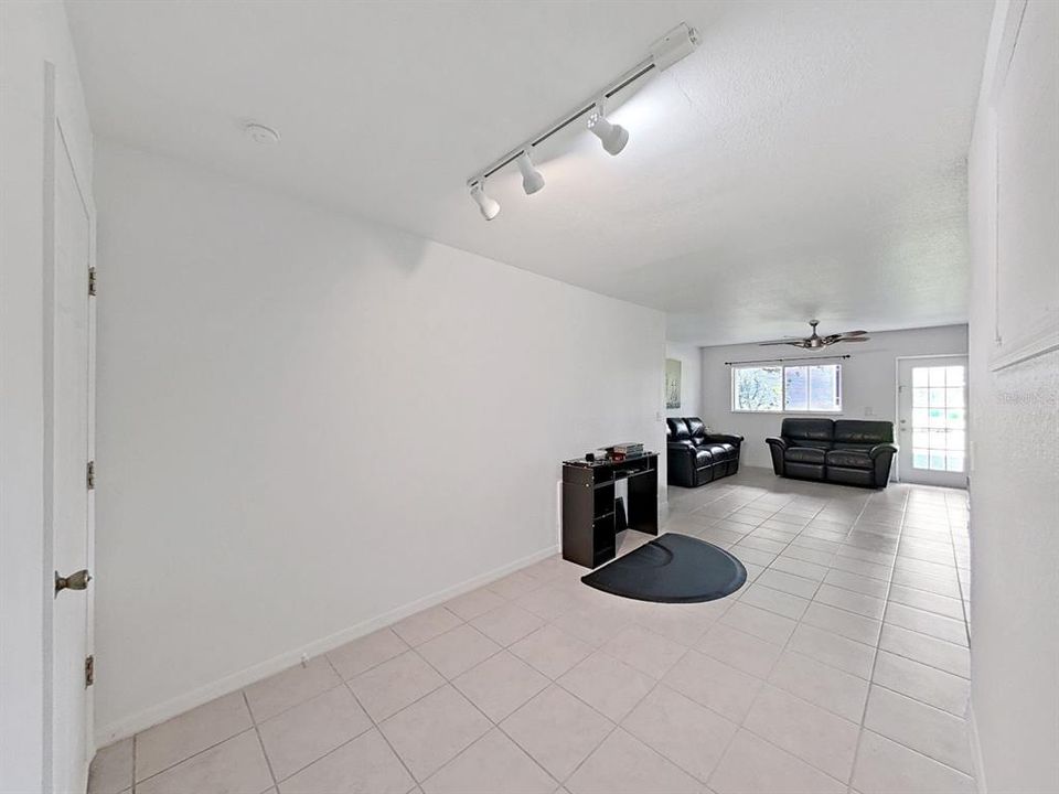 На продажу: $445,900 (4 спален, 3 ванн, 1749 Квадратных фут)