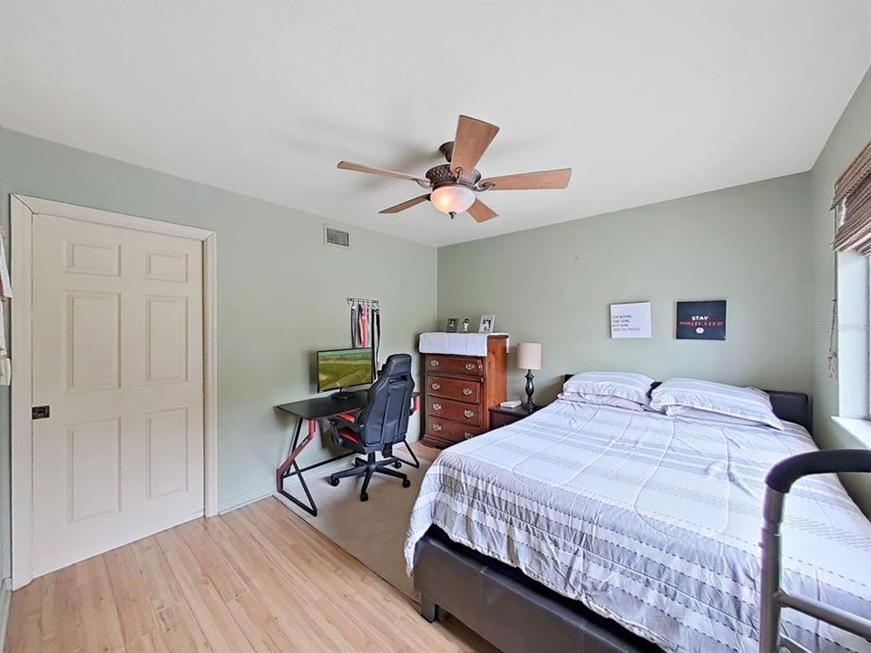 На продажу: $445,900 (4 спален, 3 ванн, 1749 Квадратных фут)