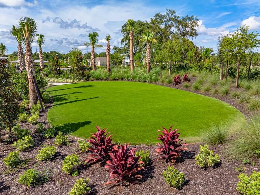 For Sale: $349,999 (4 beds, 2 baths, 1974 Square Feet)