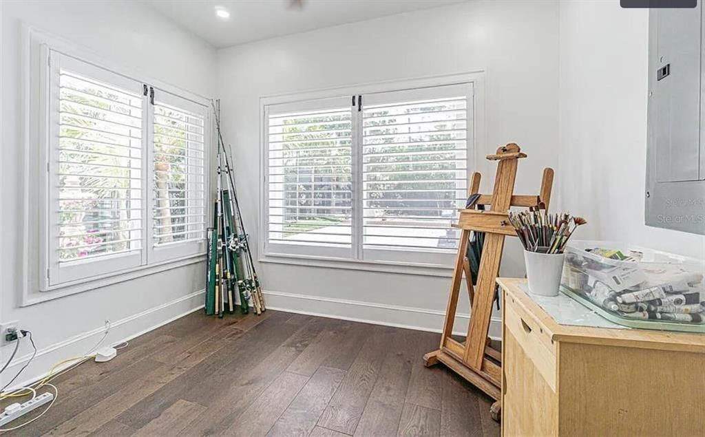 For Sale: $1,185,000 (4 beds, 2 baths, 2000 Square Feet)