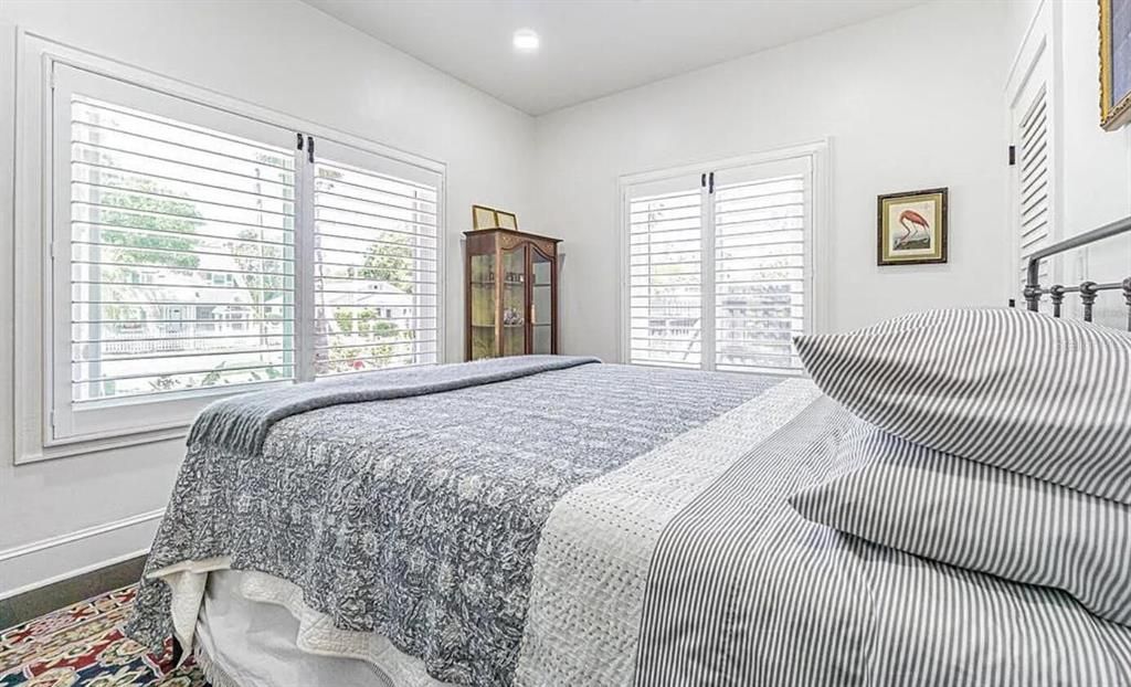 For Sale: $1,185,000 (4 beds, 2 baths, 2000 Square Feet)