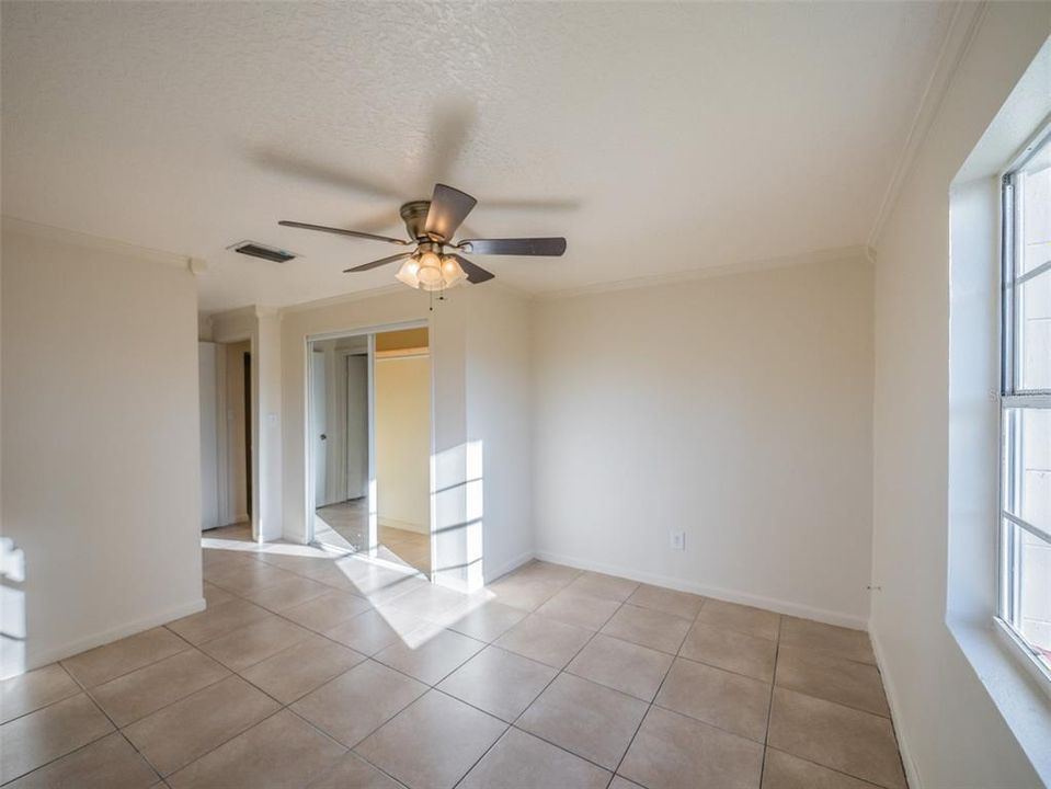 For Sale: $305,000 (3 beds, 2 baths, 1603 Square Feet)