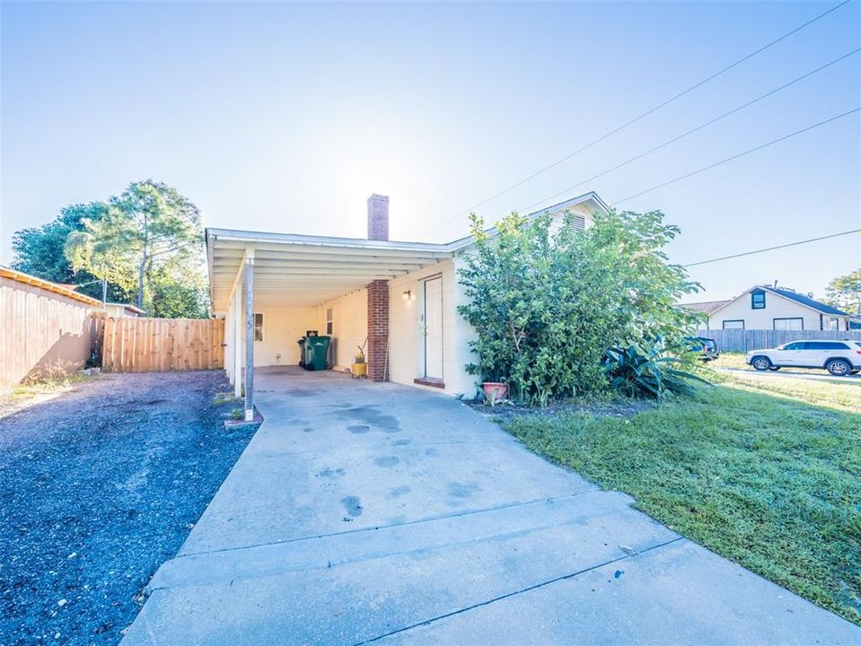 For Sale: $305,000 (3 beds, 2 baths, 1603 Square Feet)