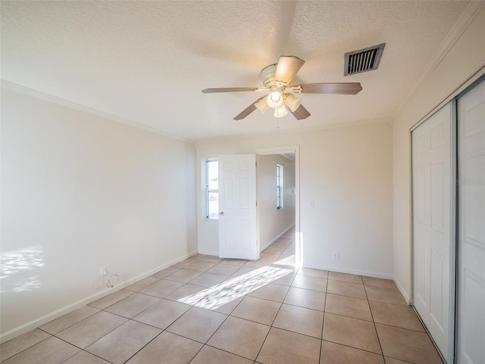 For Sale: $305,000 (3 beds, 2 baths, 1603 Square Feet)