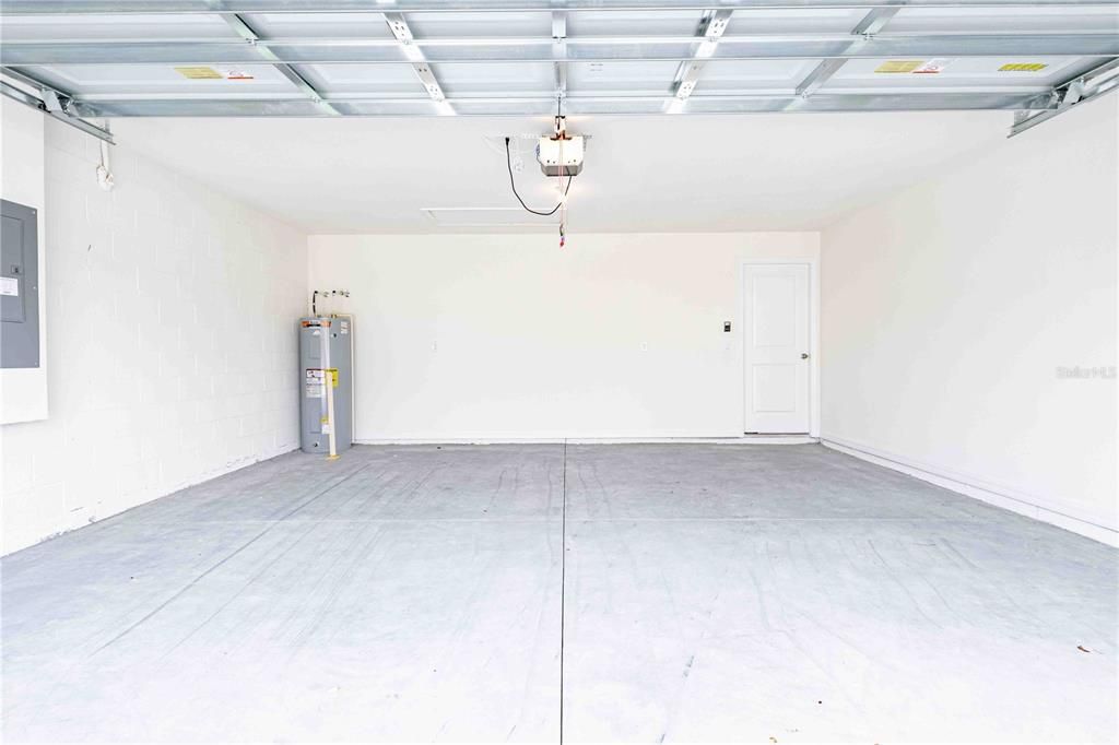 В аренду: $1,850 (4 спален, 2 ванн, 1828 Квадратных фут)