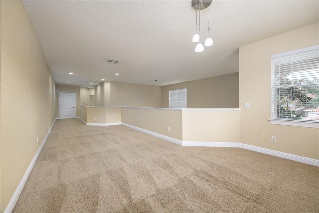 Active With Contract: $2,500 (3 beds, 2 baths, 2286 Square Feet)