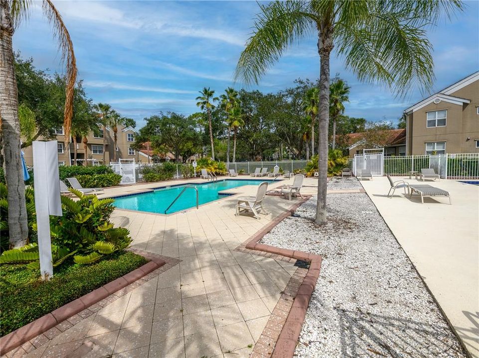 Active With Contract: $2,500 (3 beds, 2 baths, 2286 Square Feet)