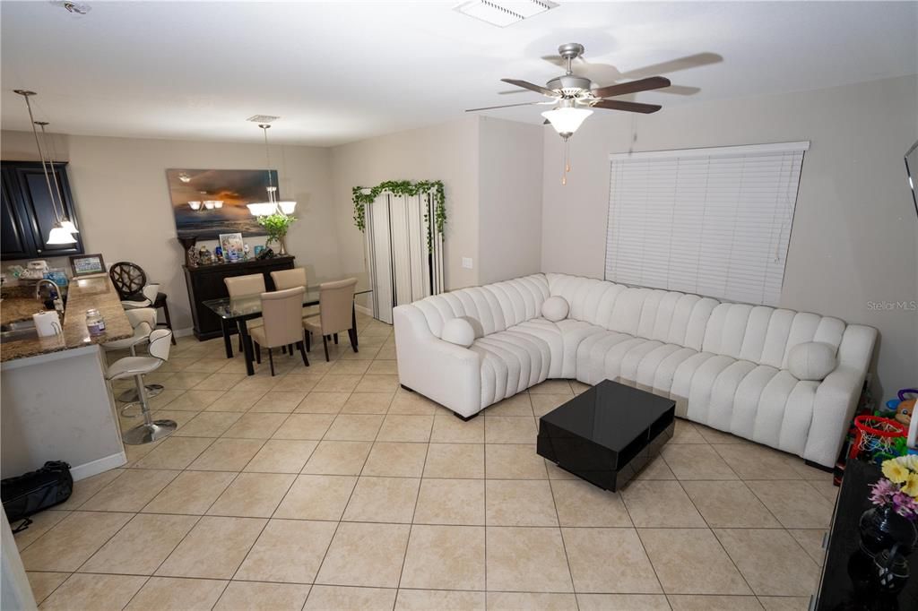 For Sale: $345,000 (3 beds, 2 baths, 1799 Square Feet)