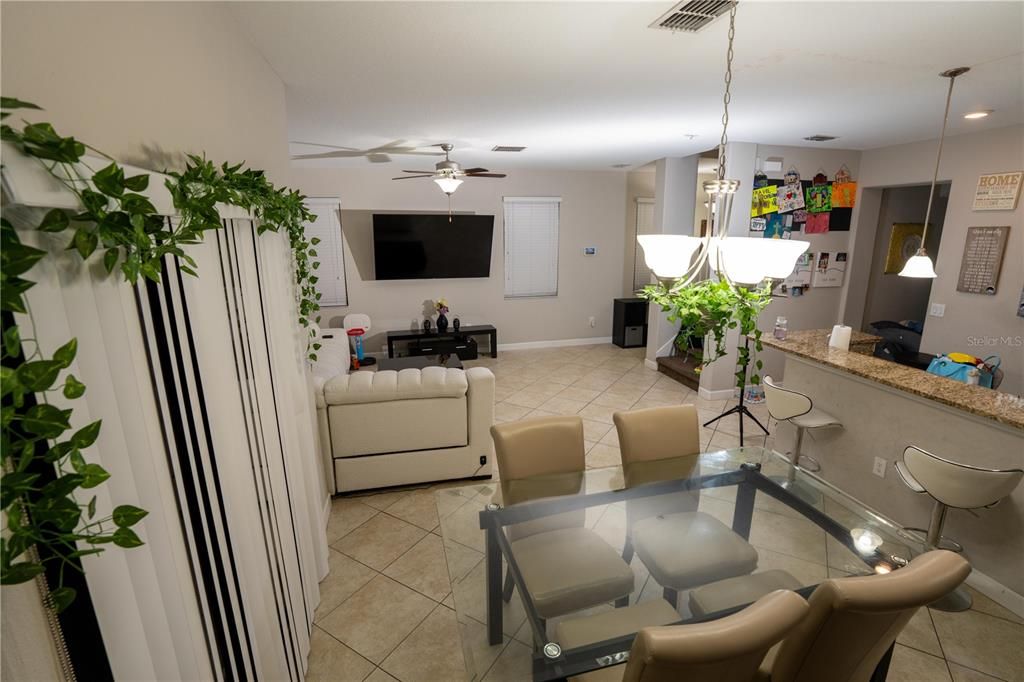 For Sale: $345,000 (3 beds, 2 baths, 1799 Square Feet)