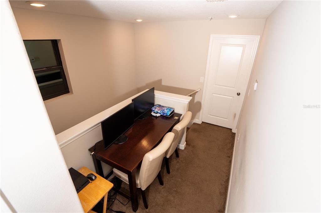 For Sale: $345,000 (3 beds, 2 baths, 1799 Square Feet)