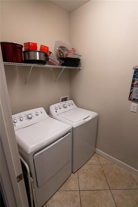 For Sale: $345,000 (3 beds, 2 baths, 1799 Square Feet)