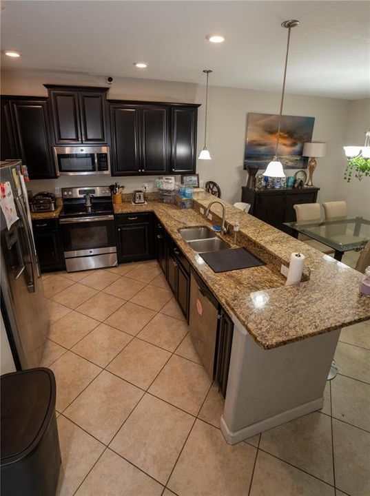 For Sale: $345,000 (3 beds, 2 baths, 1799 Square Feet)