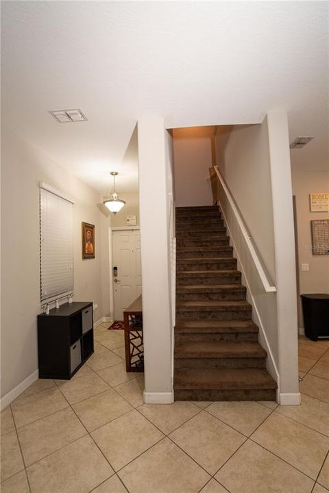 For Sale: $345,000 (3 beds, 2 baths, 1799 Square Feet)