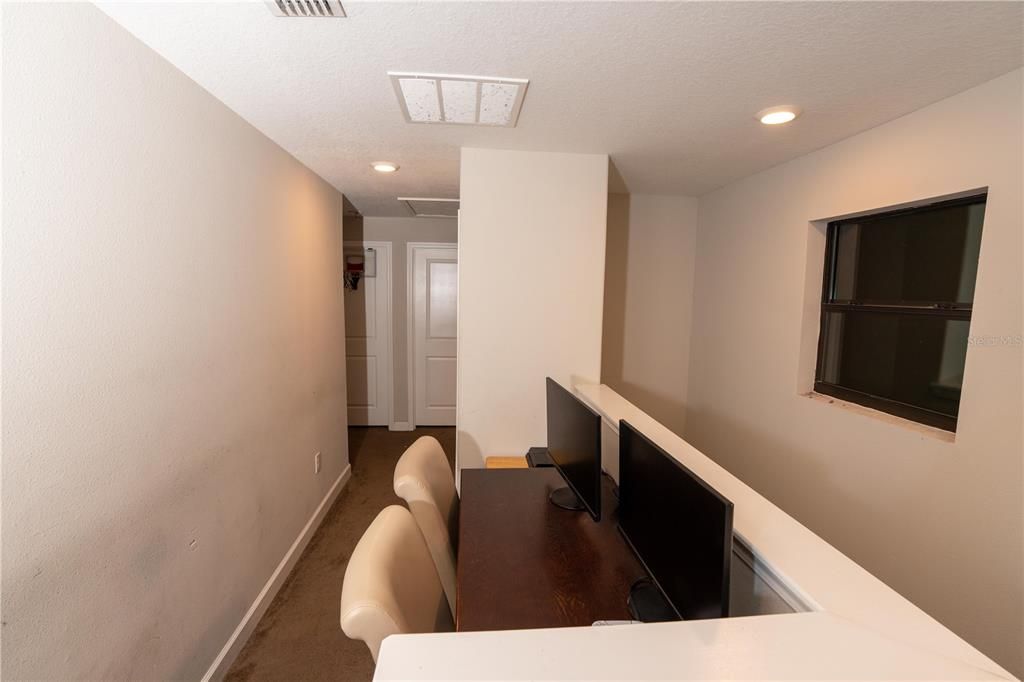 For Sale: $345,000 (3 beds, 2 baths, 1799 Square Feet)