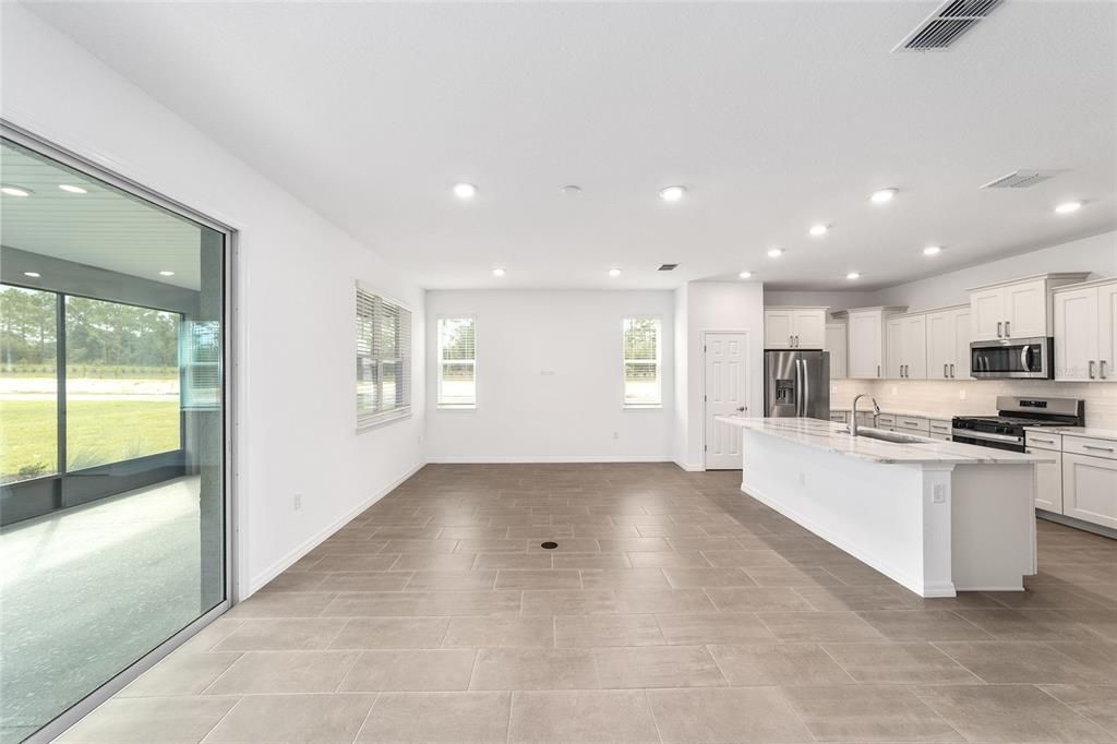 For Sale: $360,000 (3 beds, 2 baths, 1967 Square Feet)