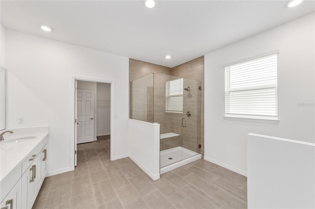 For Sale: $360,000 (3 beds, 2 baths, 1967 Square Feet)