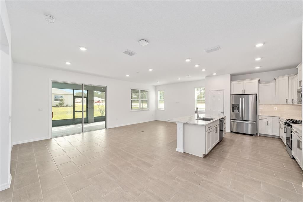 For Sale: $360,000 (3 beds, 2 baths, 1967 Square Feet)