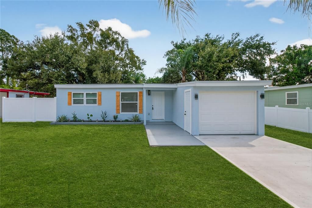 Недавно продано: $389,900 (3 спален, 2 ванн, 1143 Квадратных фут)