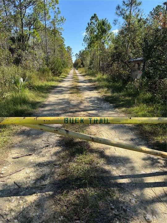 На продажу: $475,000 (38.00 acres)