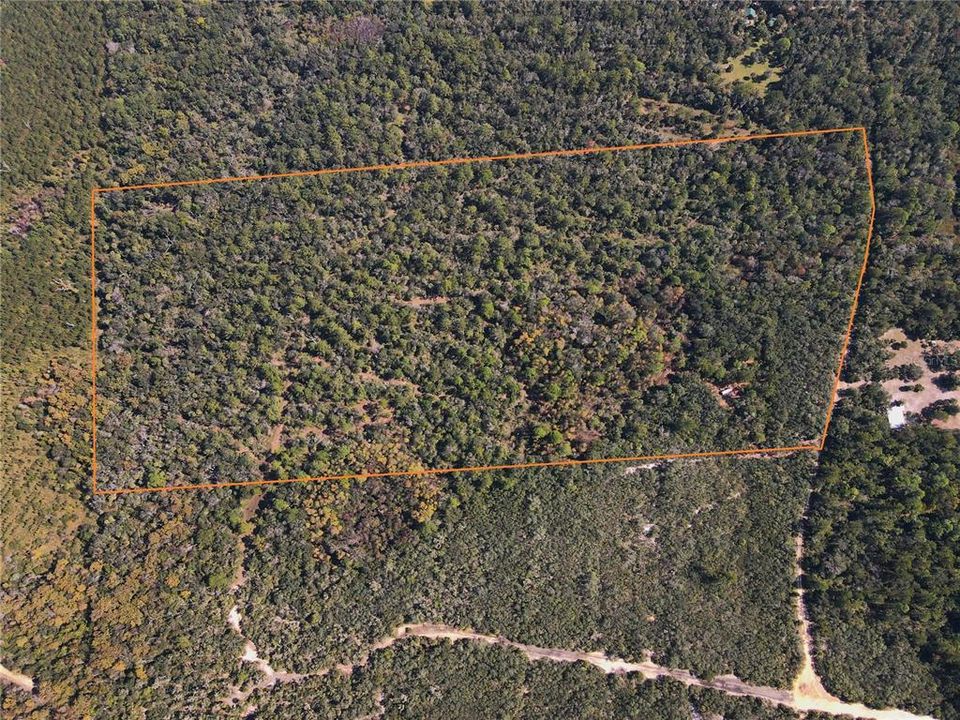 На продажу: $475,000 (38.00 acres)