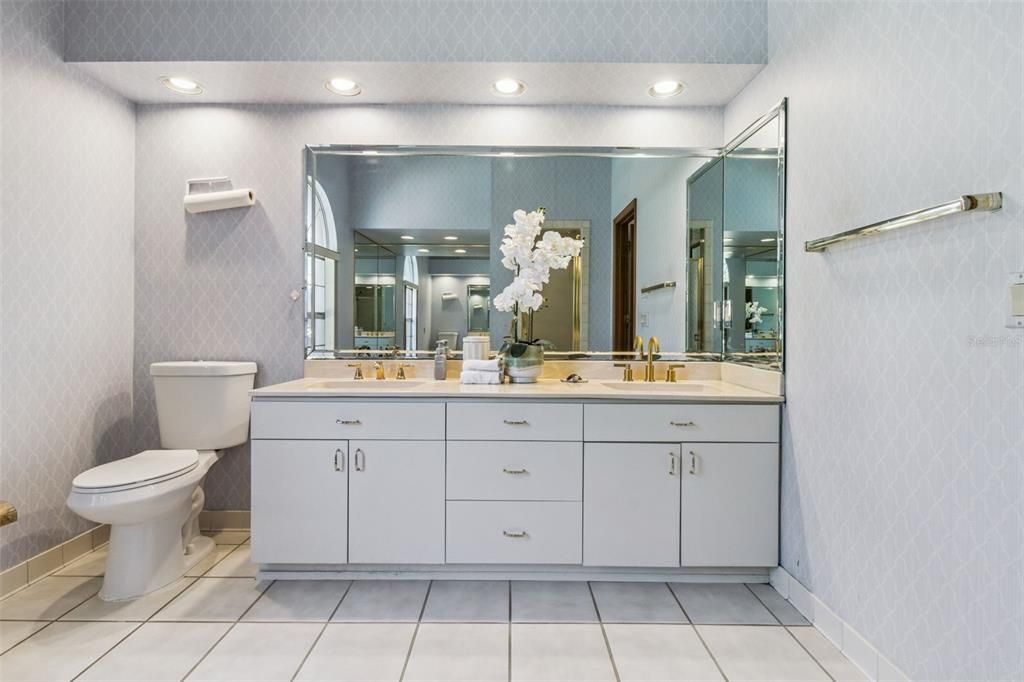 待售: $629,000 (4 贝兹, 3 浴室, 3614 平方英尺)