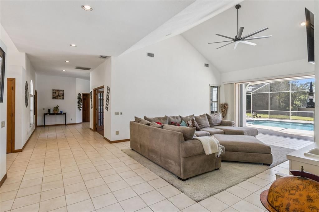 待售: $629,000 (4 贝兹, 3 浴室, 3614 平方英尺)