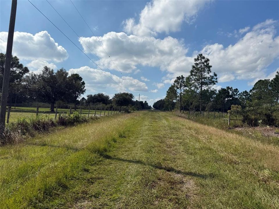 Activo con contrato: $27,500 (1.25 acres)