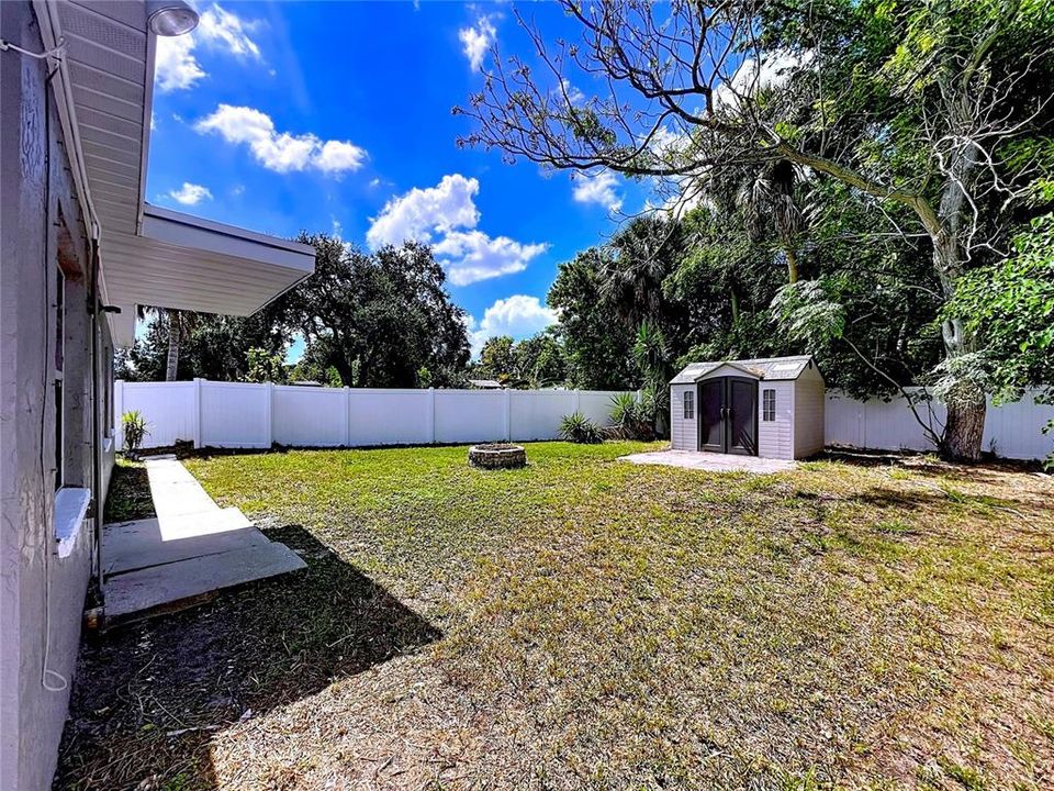 For Sale: $390,000 (4 beds, 2 baths, 1575 Square Feet)