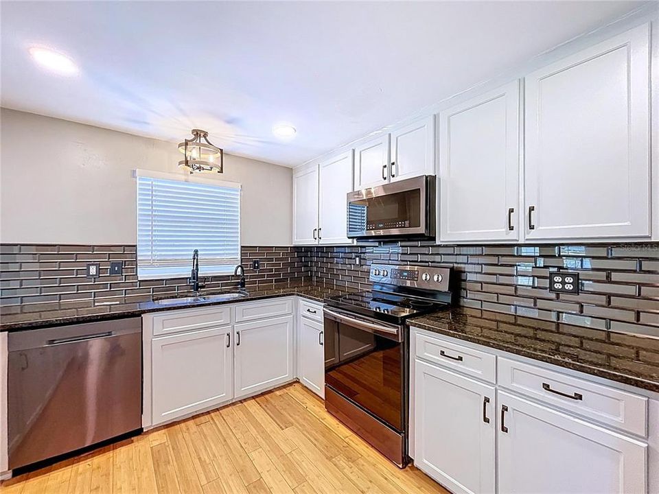 For Sale: $390,000 (4 beds, 2 baths, 1575 Square Feet)