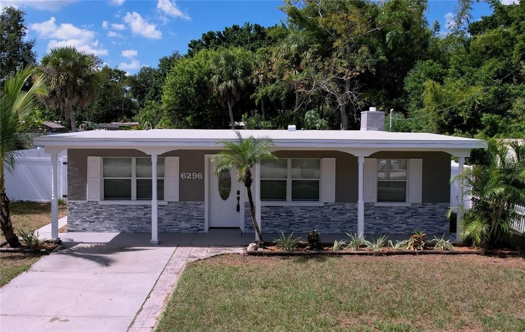 For Sale: $390,000 (4 beds, 2 baths, 1575 Square Feet)