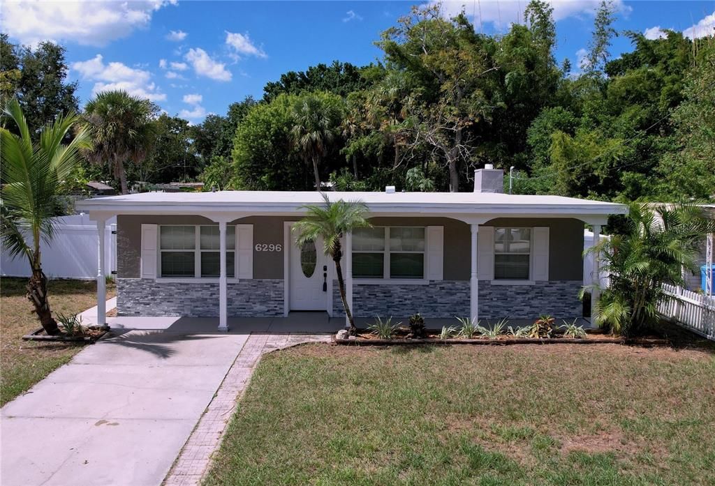 For Sale: $390,000 (4 beds, 2 baths, 1575 Square Feet)